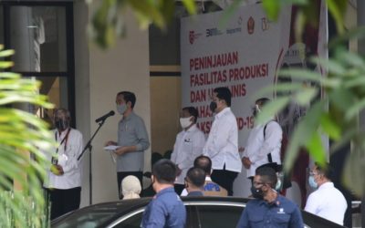 Presiden RI Joko Widodo Meninjau Fasilitas Produksi dan Uji Klinis Vaksin Tahap III Vaksin Covid-19